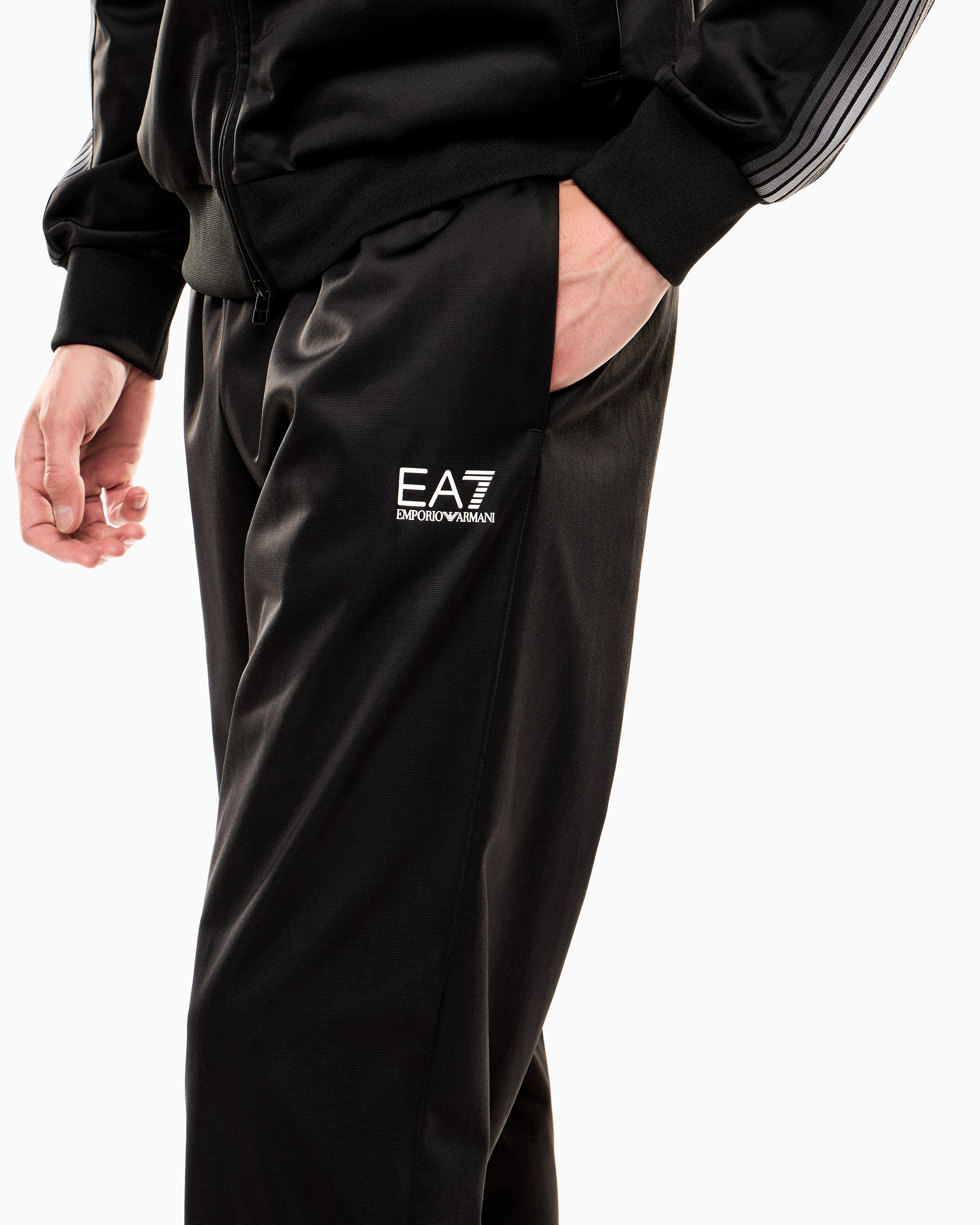 TUTA - EA7