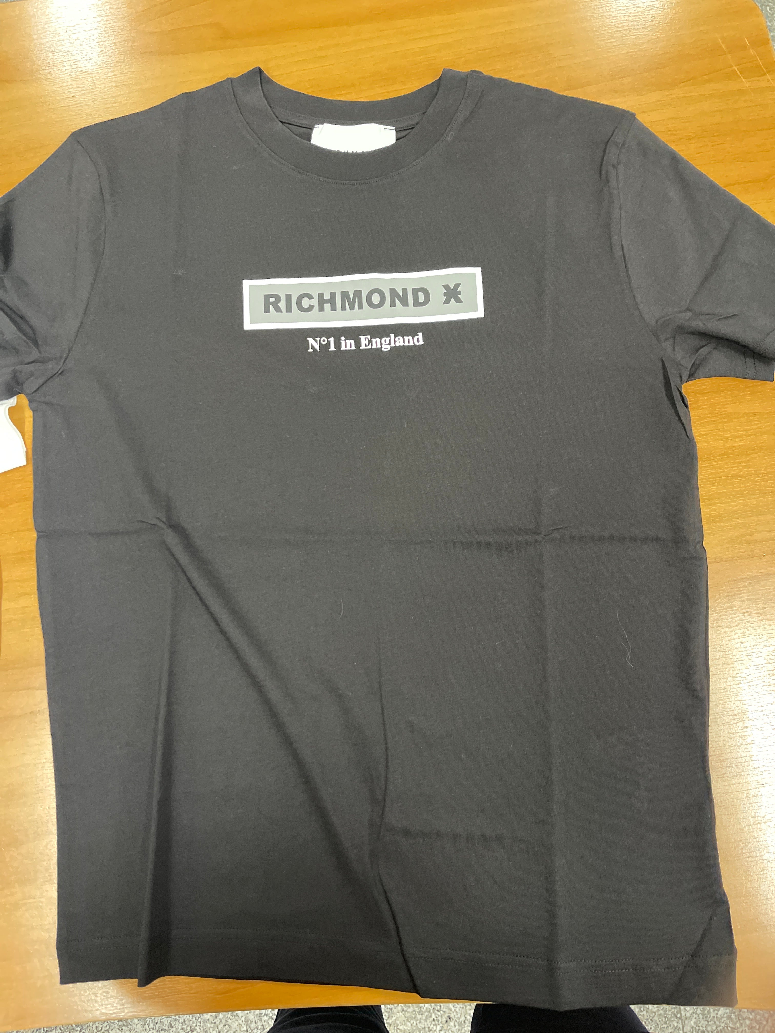 T-SHIRT CAPACILA - RICHMOND X