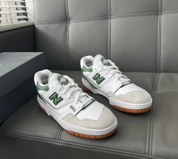 SNEAKERS - NEW BALANCE