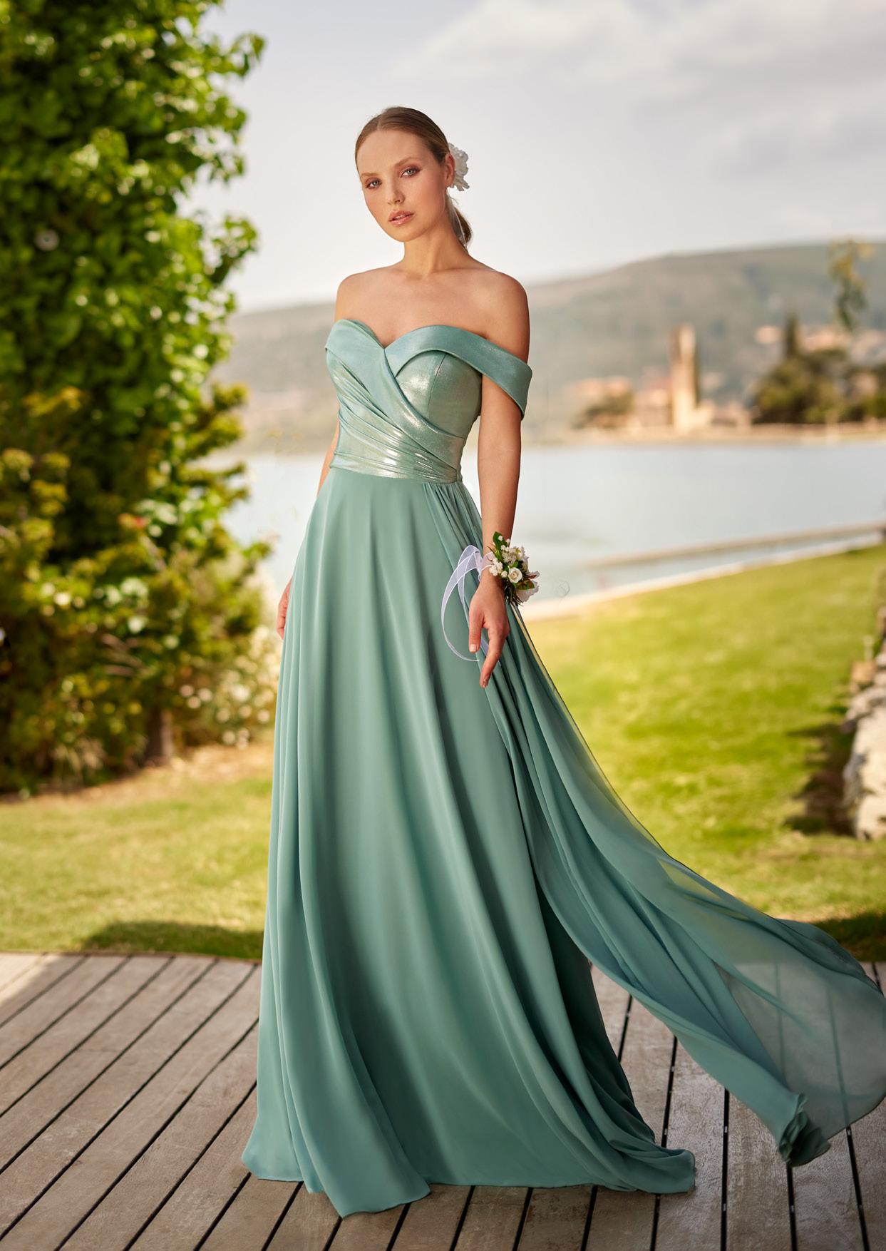 Verde Oliva Vestiti Damigella Asos ASOS DESIGN Vestito Lungo Da