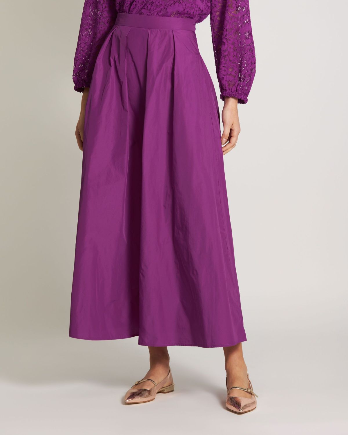 GONNA - EMME MARELLA