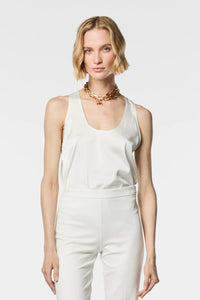 TOP - NENETTE