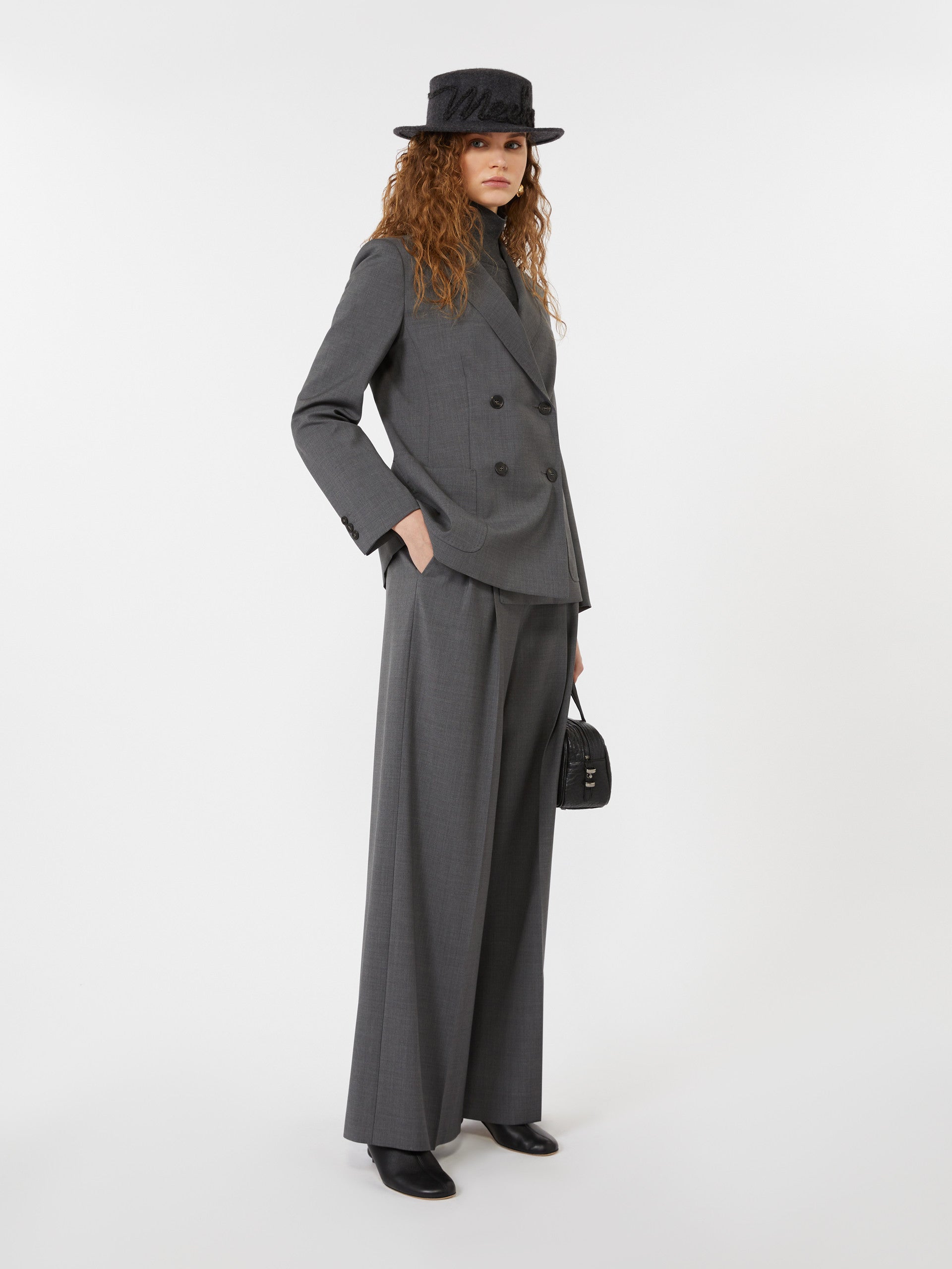 GIACCA(abb.c/adelfi) - MAXMARA