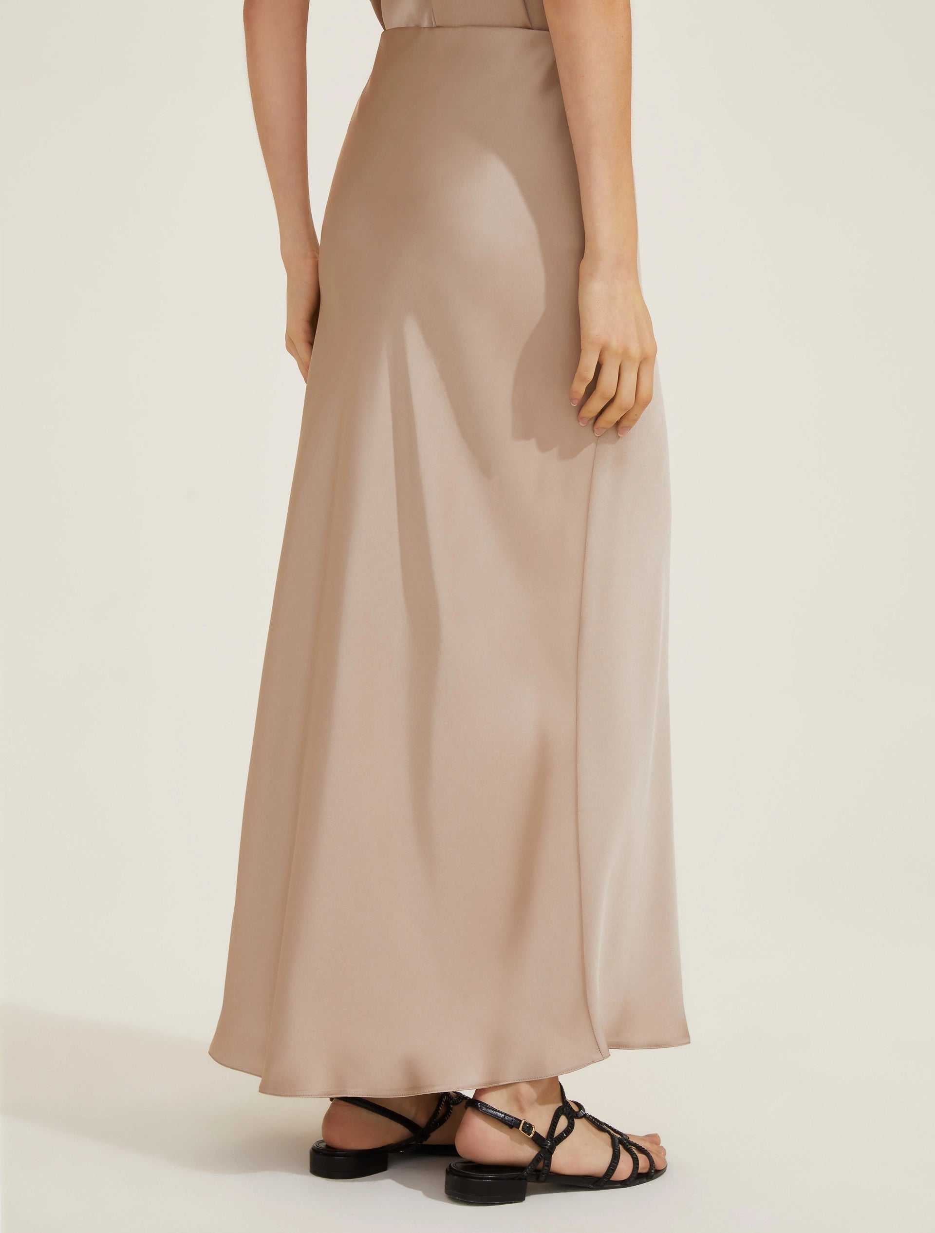 GONNA - EMME MARELLA