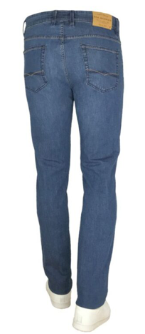 Jeans Sea Barrier
