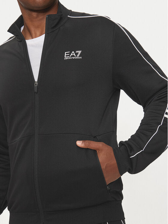 Tuta EA7