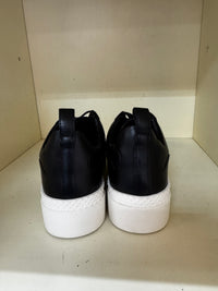 SNEALERS - LOVE MOSCHINO