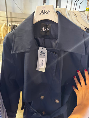 Trench Akè
