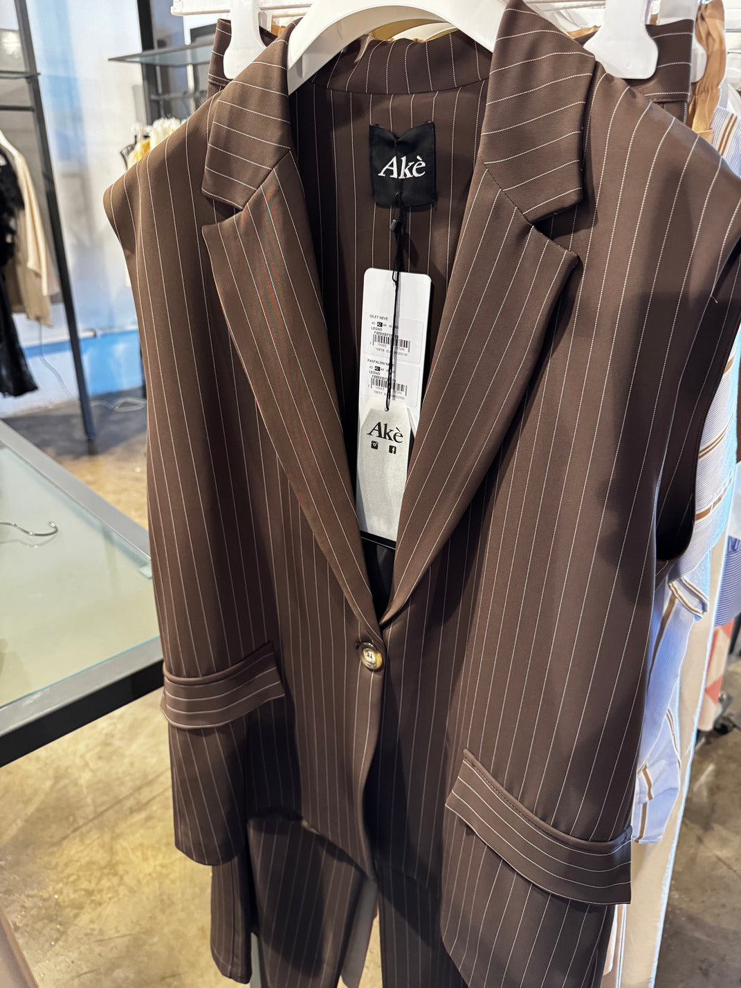  F888XBF08469 Crema Akè 