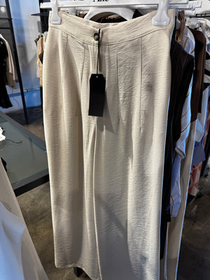 Pantalone Akè