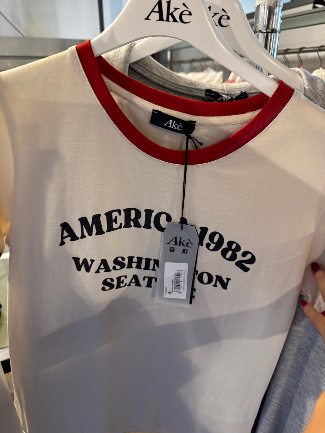 T-shirt Akè
