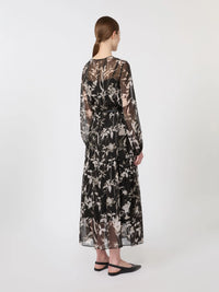  MSTCAMPO2616231025 004 MaxMara capsule little black dress 