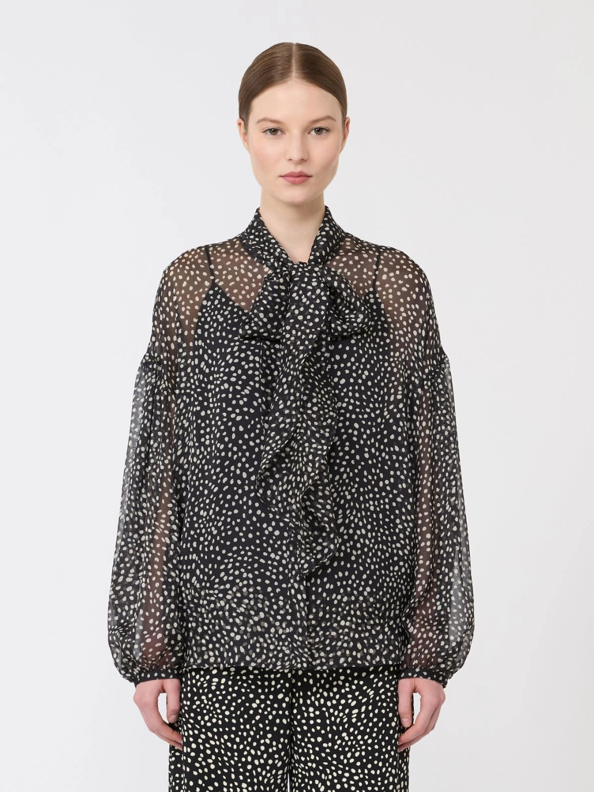 Blusa MaxMara capsule little black dress