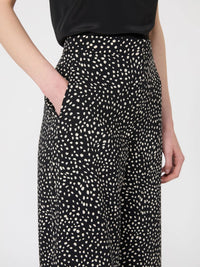  MSTFRESCO2616131045 002 MaxMara capsule little black dress 
