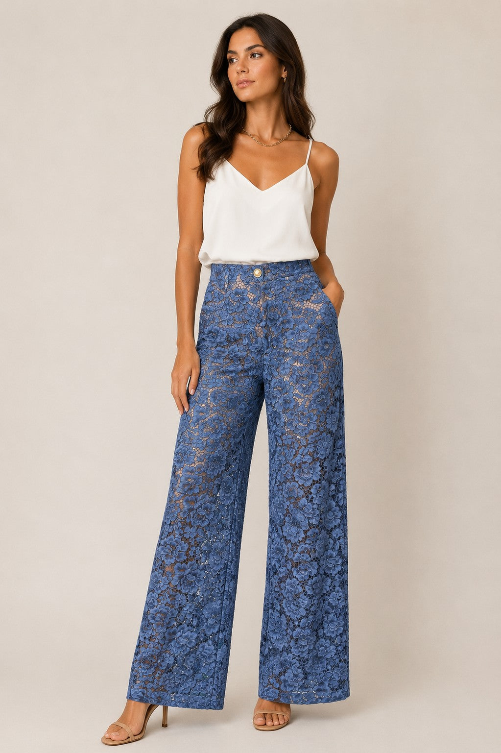  P367 INDACO Monique Garconne 