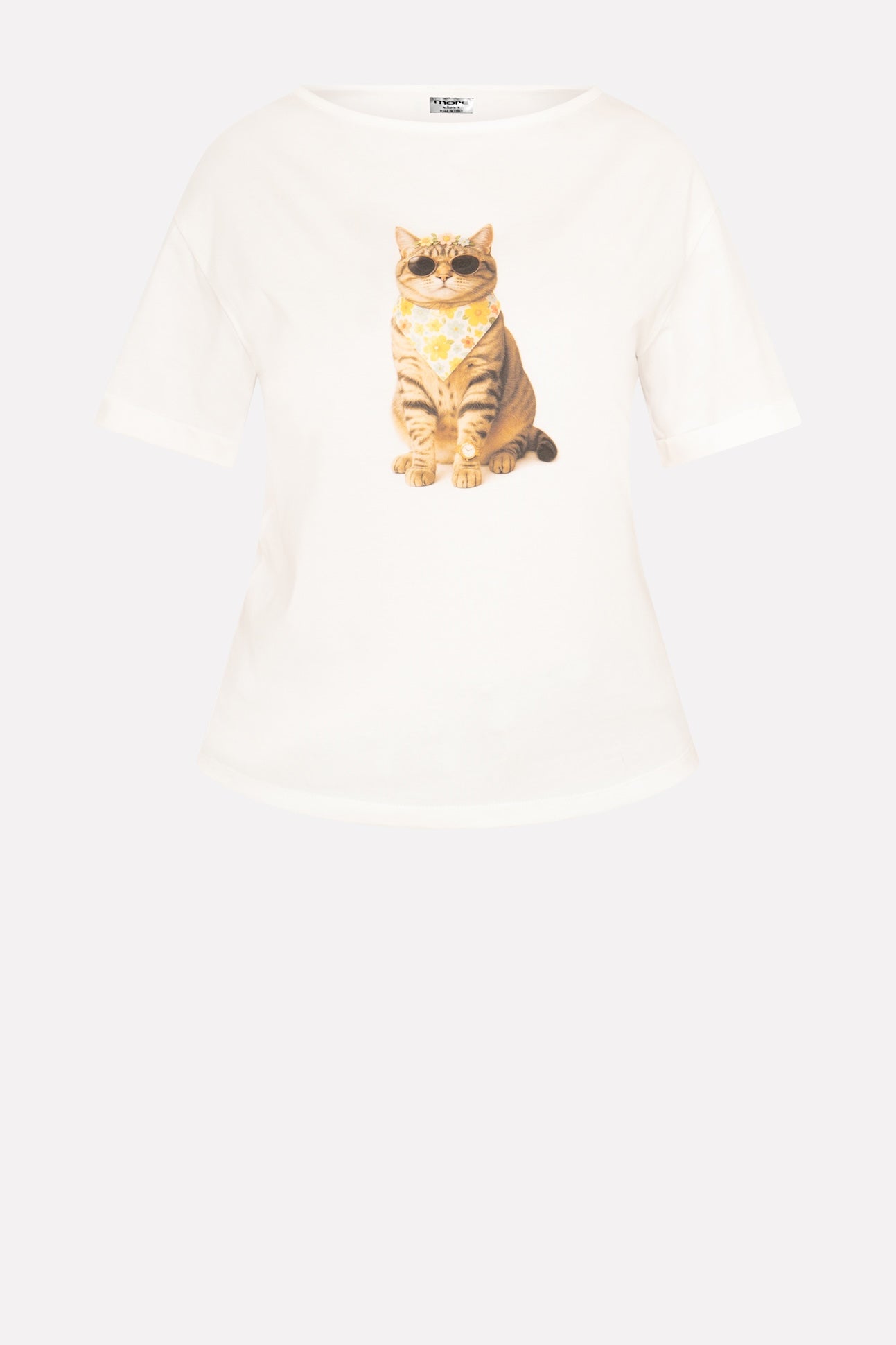 T-shirt More