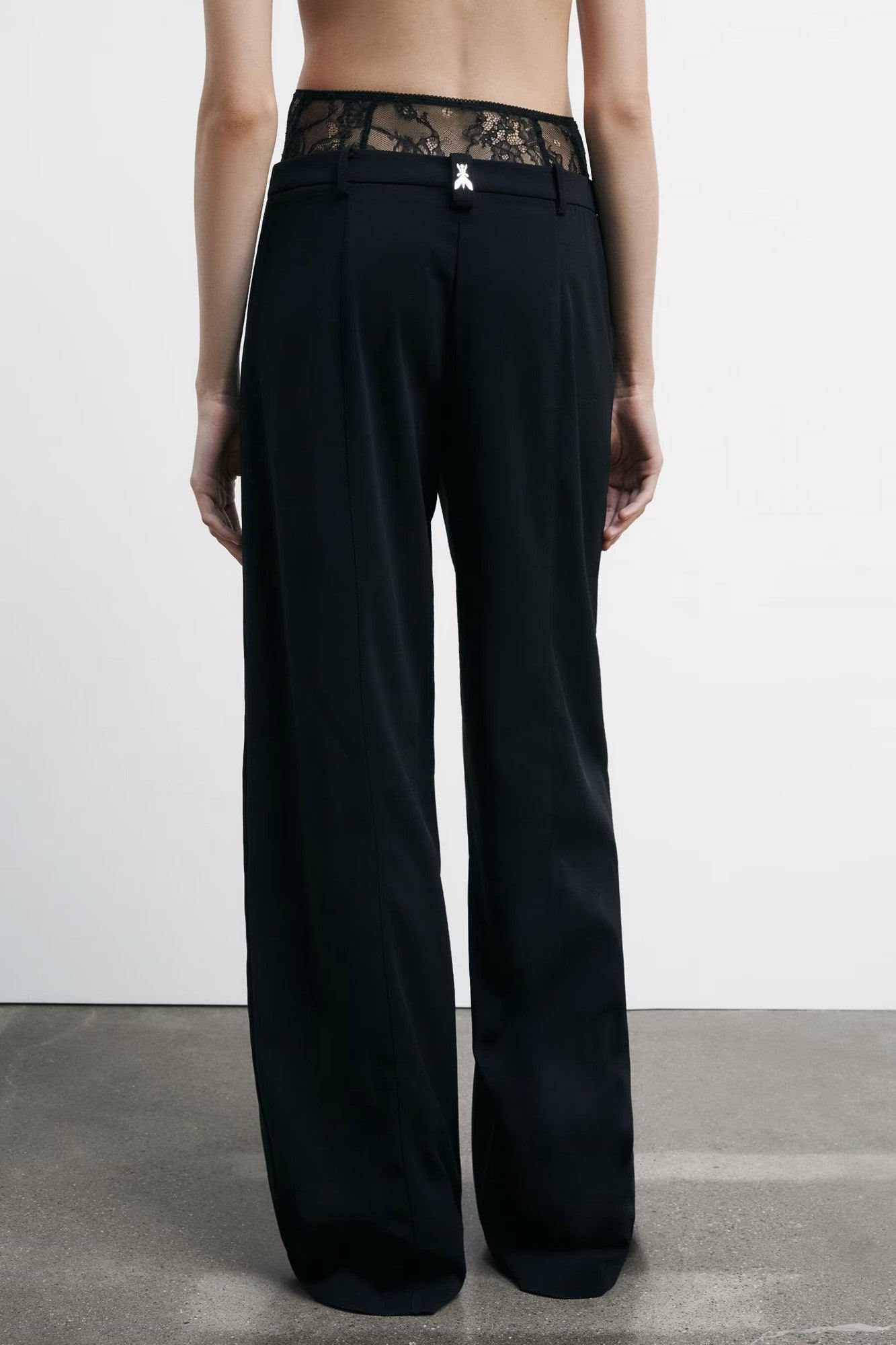  8P0769 A6F5K103 Patrizia Pepe 