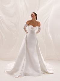 con sopragonna e maniche staccabili ARADITE/HQ1 PR127 665 Pronovias 
