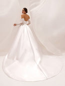 con sopragonna e maniche staccabili ARADITE/HQ1 PR127 665 Pronovias 