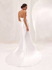con sopragonna e maniche staccabili ARADITE/HQ1 PR127 665 Pronovias 