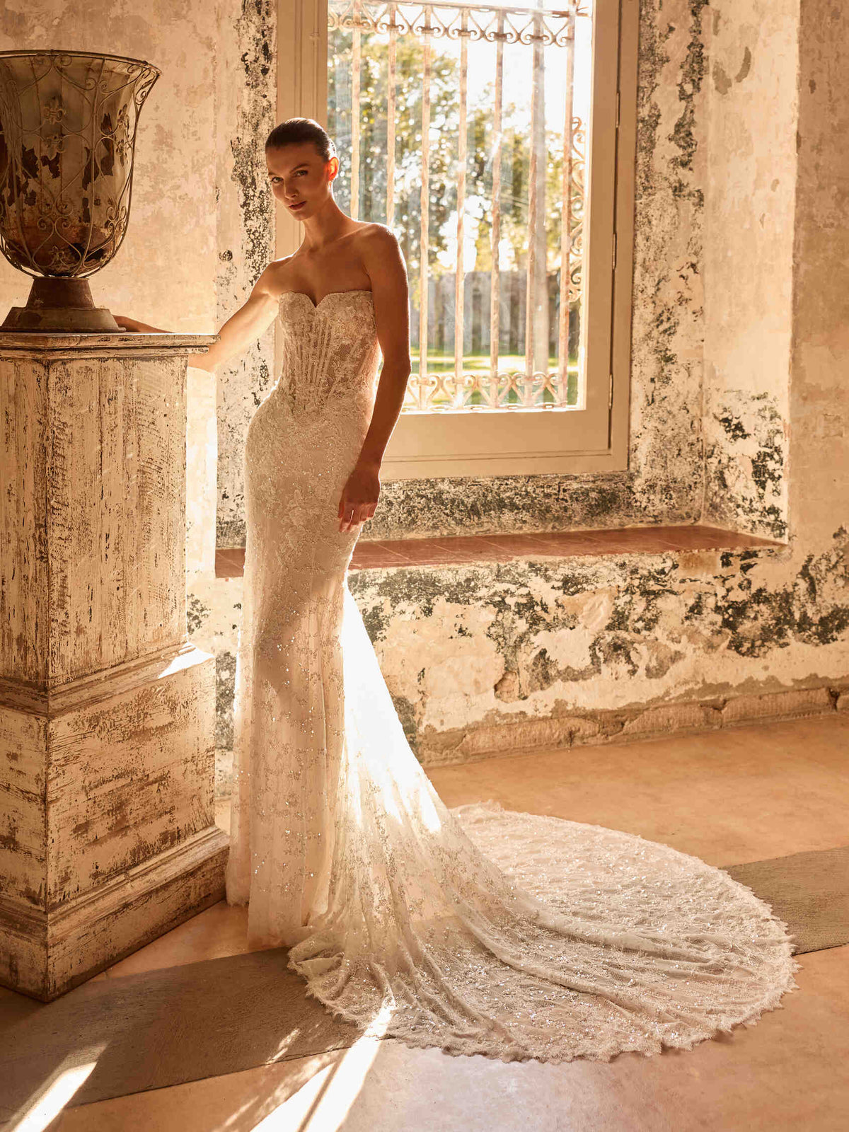 con copripalle e sopragonna HAJAY/BA2 PP127 665 Pronovias Privee 