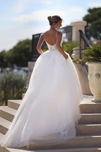  27220 IVORY TRES CHIC 