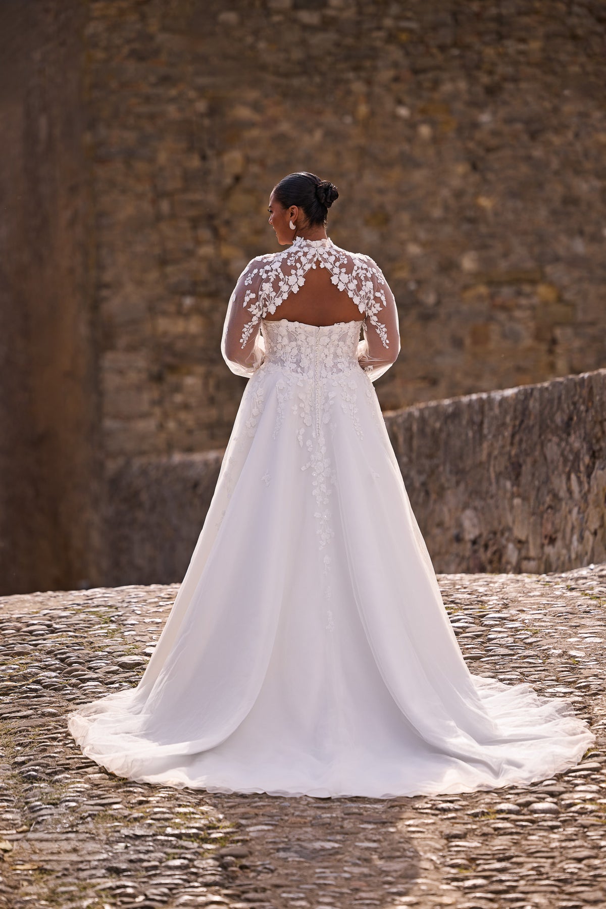 con bolero 27302 IVORY TRES CHIC 