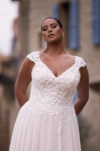  27313 IVORY TRES CHIC 