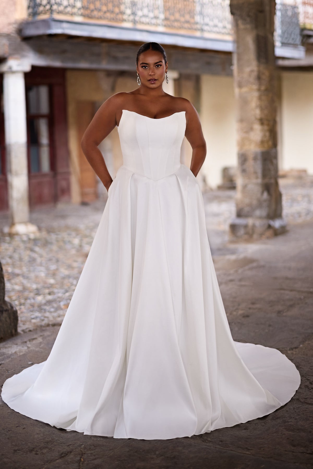  27317 IVORY TRES CHIC 