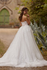  27808 IVORY TRES CHIC 