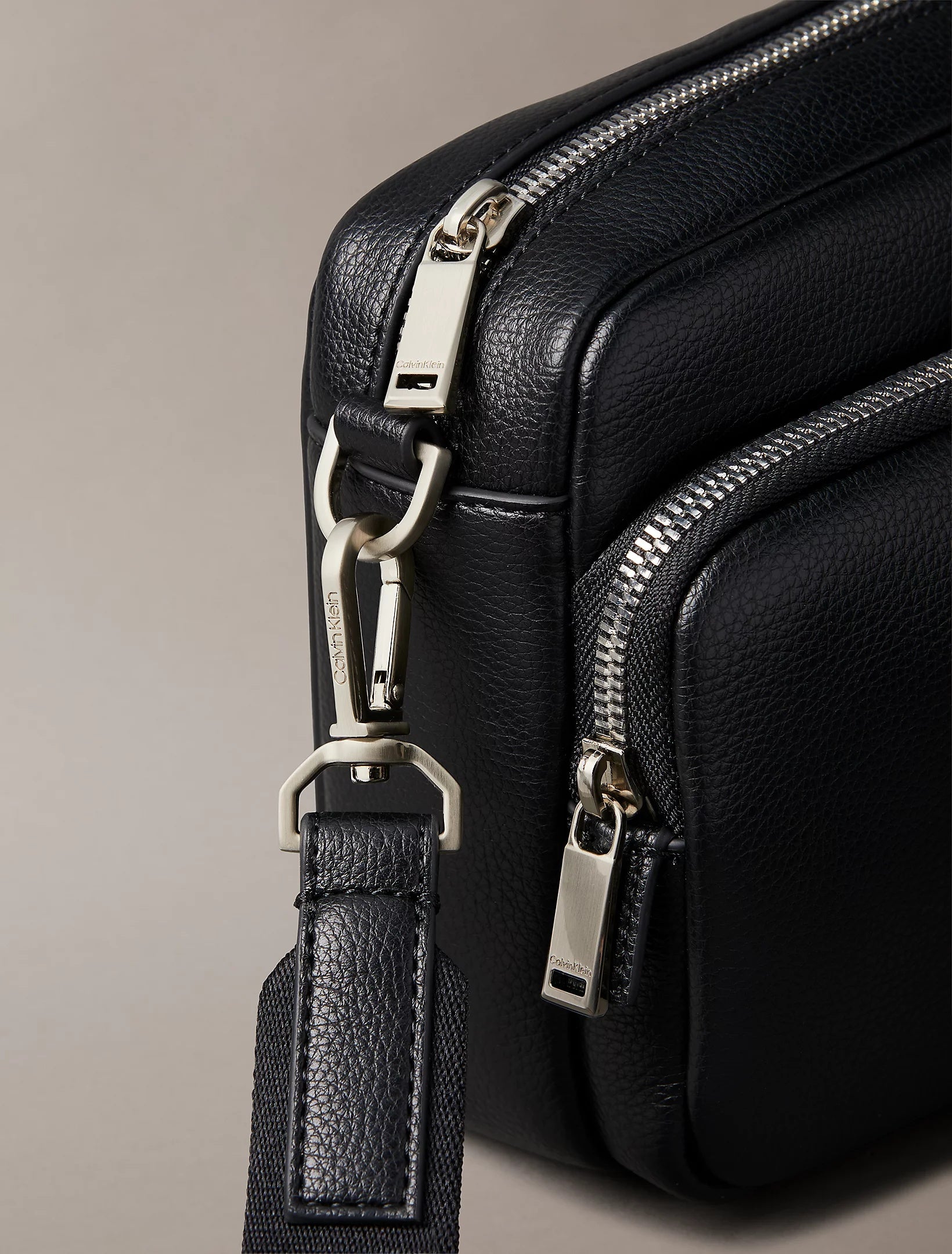 borsello LV04D3159G UB1 Calvin Klein 