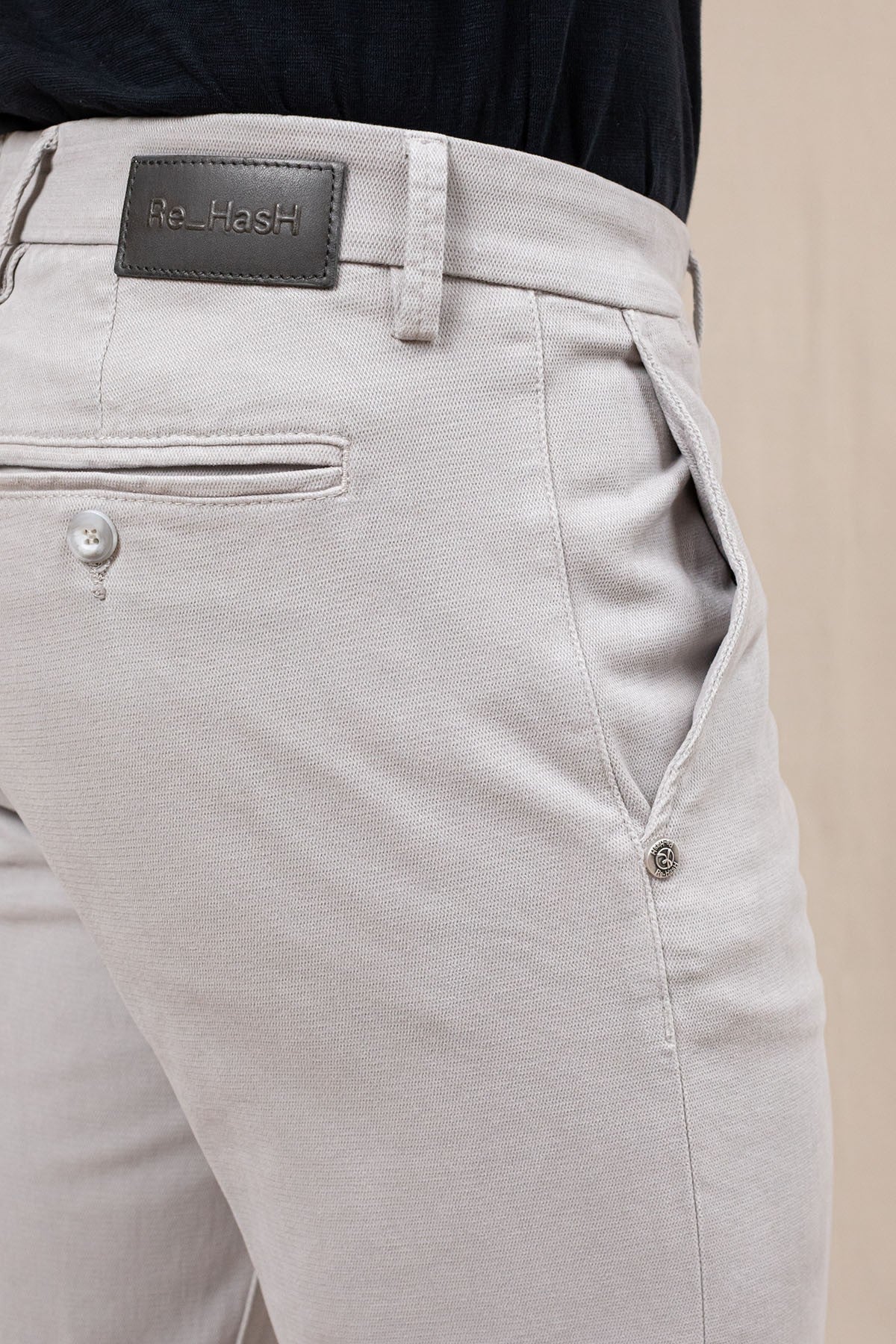 PANTALONE - RE HASH P249-2290/JM MUCHA 5421 Re hash 