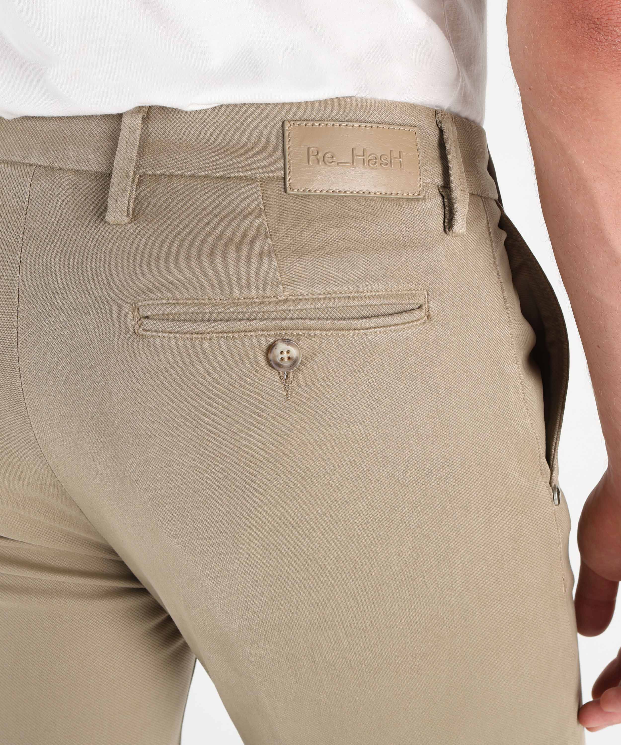 PANTALONE - RE HASH P249-2417/JM MUCHA 4900 Re hash 