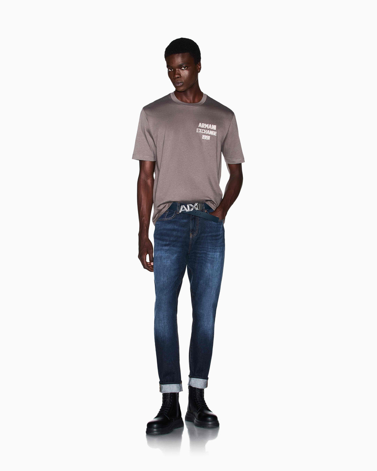  XM000070-AF25530 MB001 Armani Exchange 