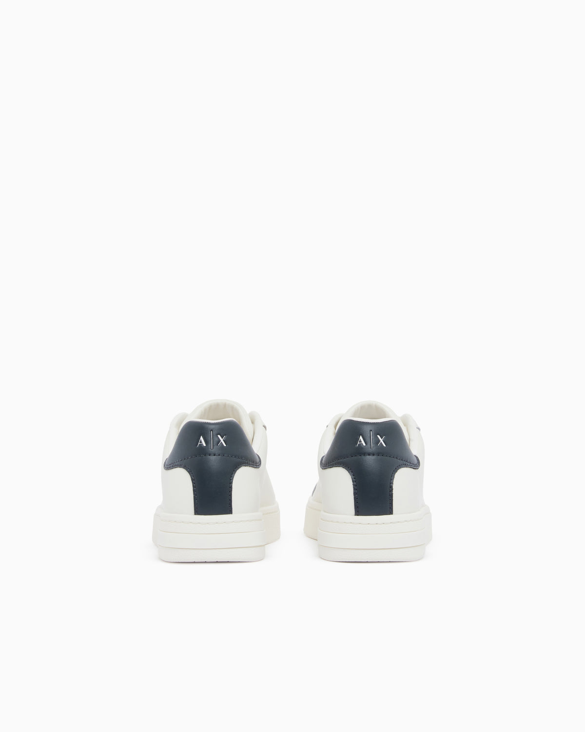  XM000141-AF11912 M0431 Armani Exchange 