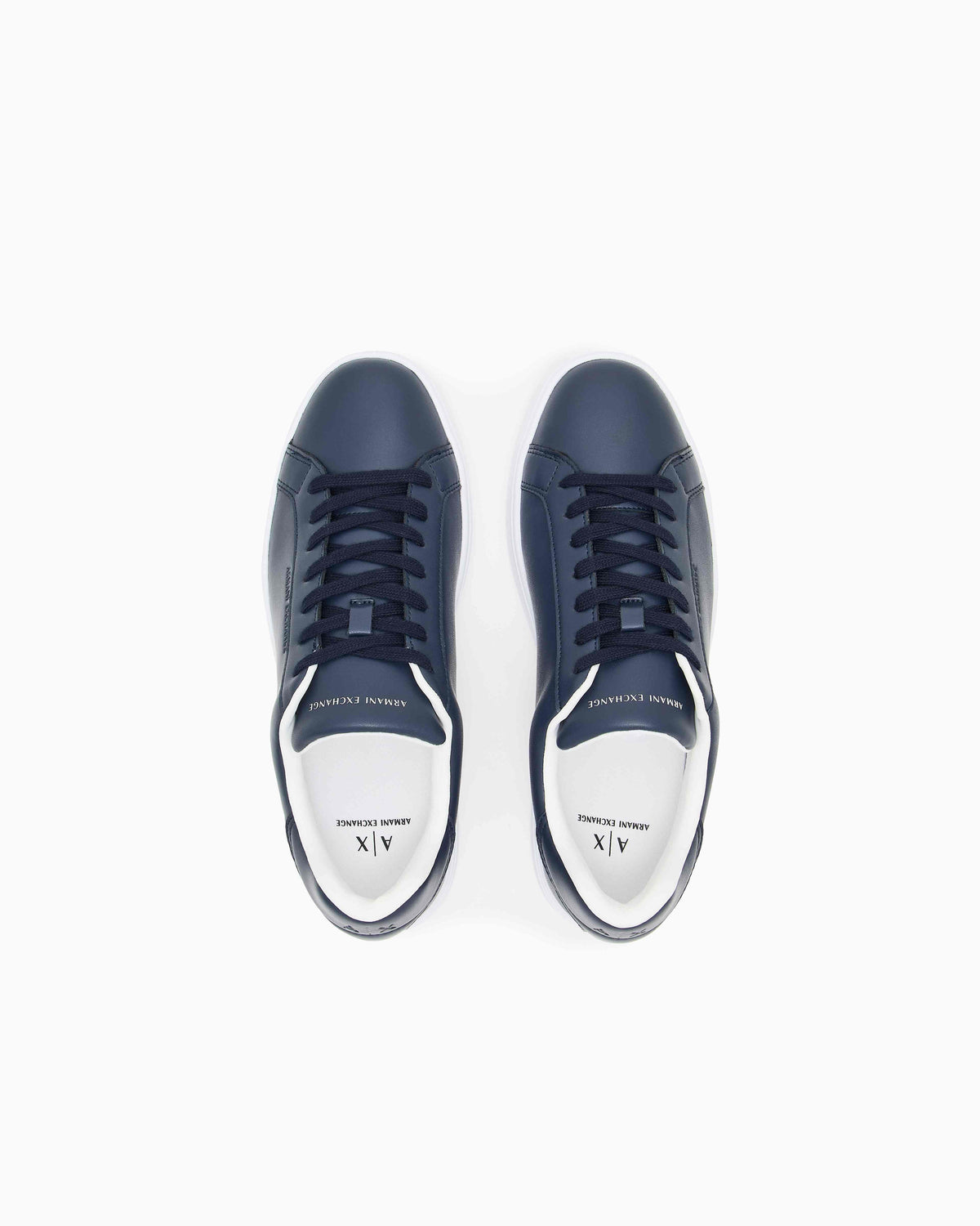  XM000141-AF11912 UB100 Armani Exchange 