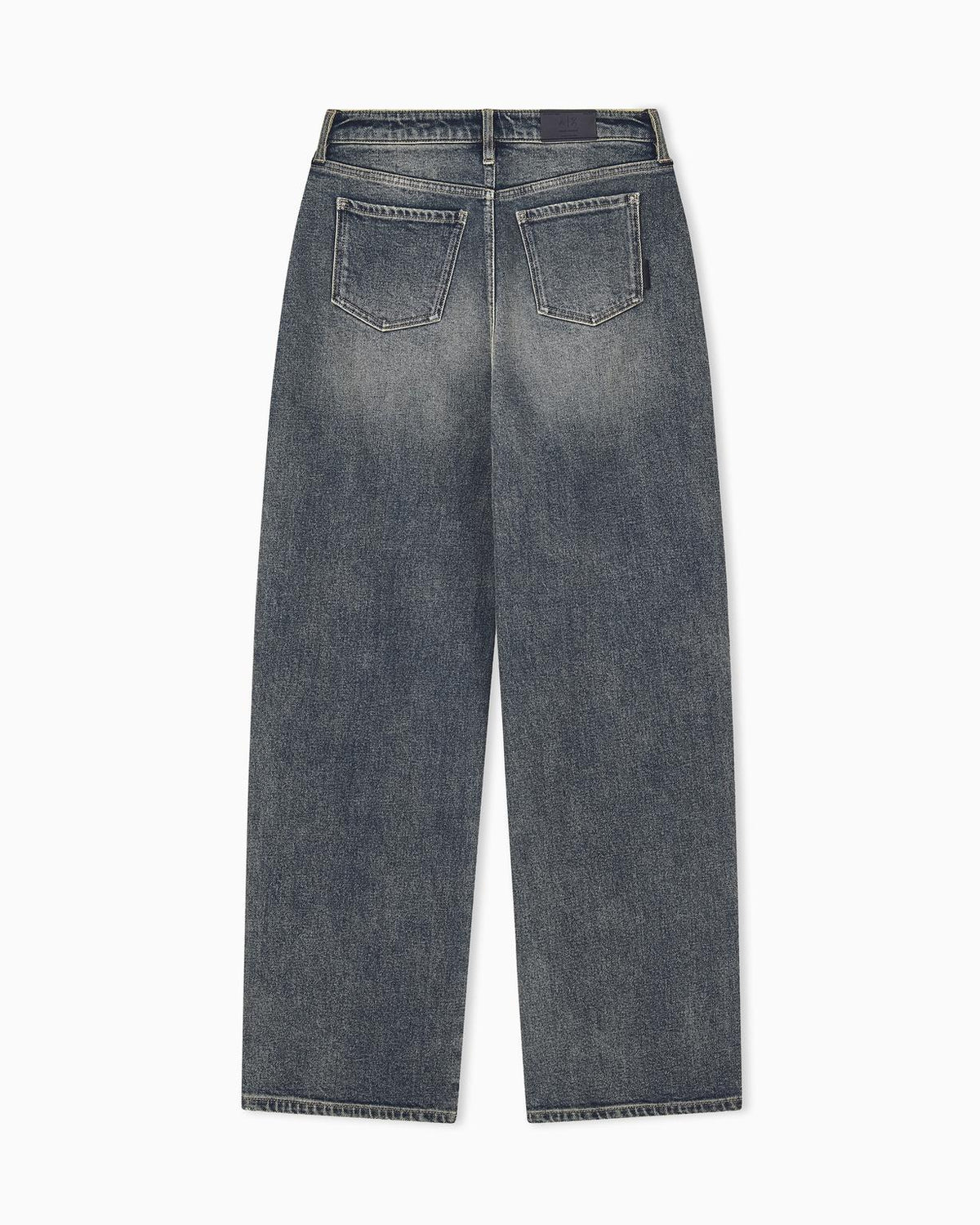  XW000100-AF25765 MB001 Armani Exchange 