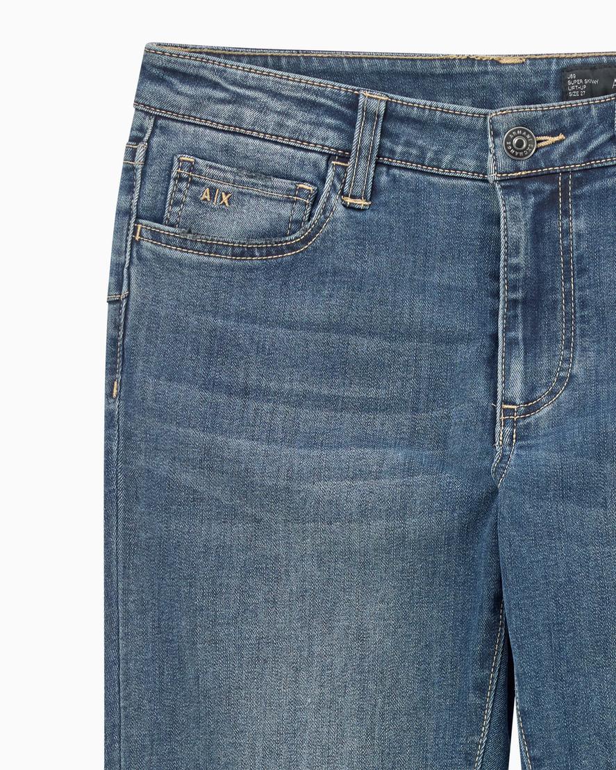  XW000129-AF10863 MB001 Armani Exchange 