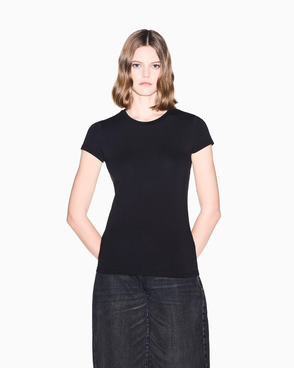  XW002743-AF23955 UC001 Armani Exchange 