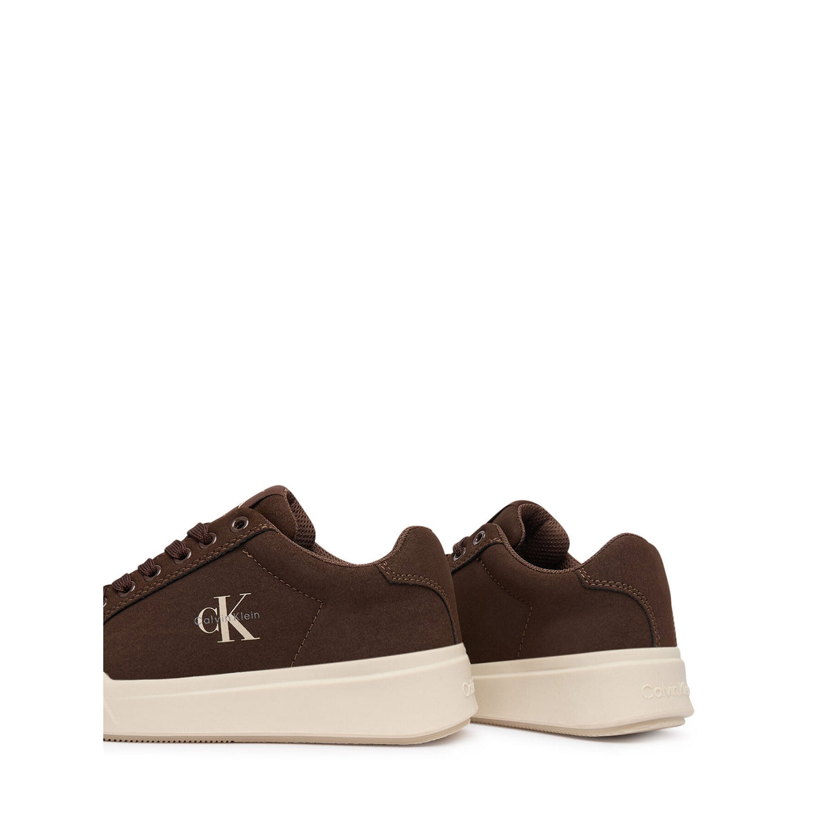  V3X9-83472-0315 525 Calvin Klein 