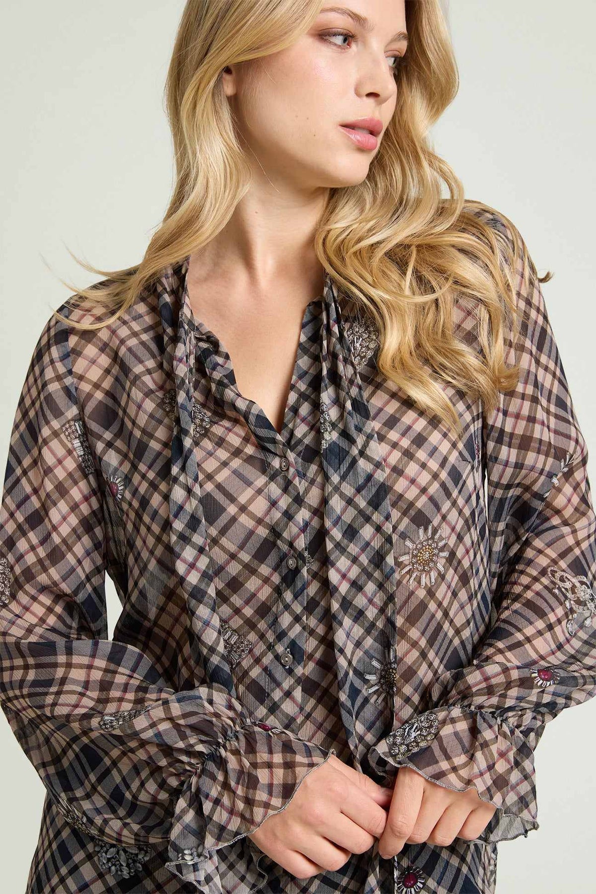  5016F000852N 01 Luisa Viola 