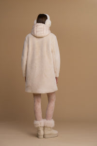simil pelliccia 263SS010 latte No Secrets 