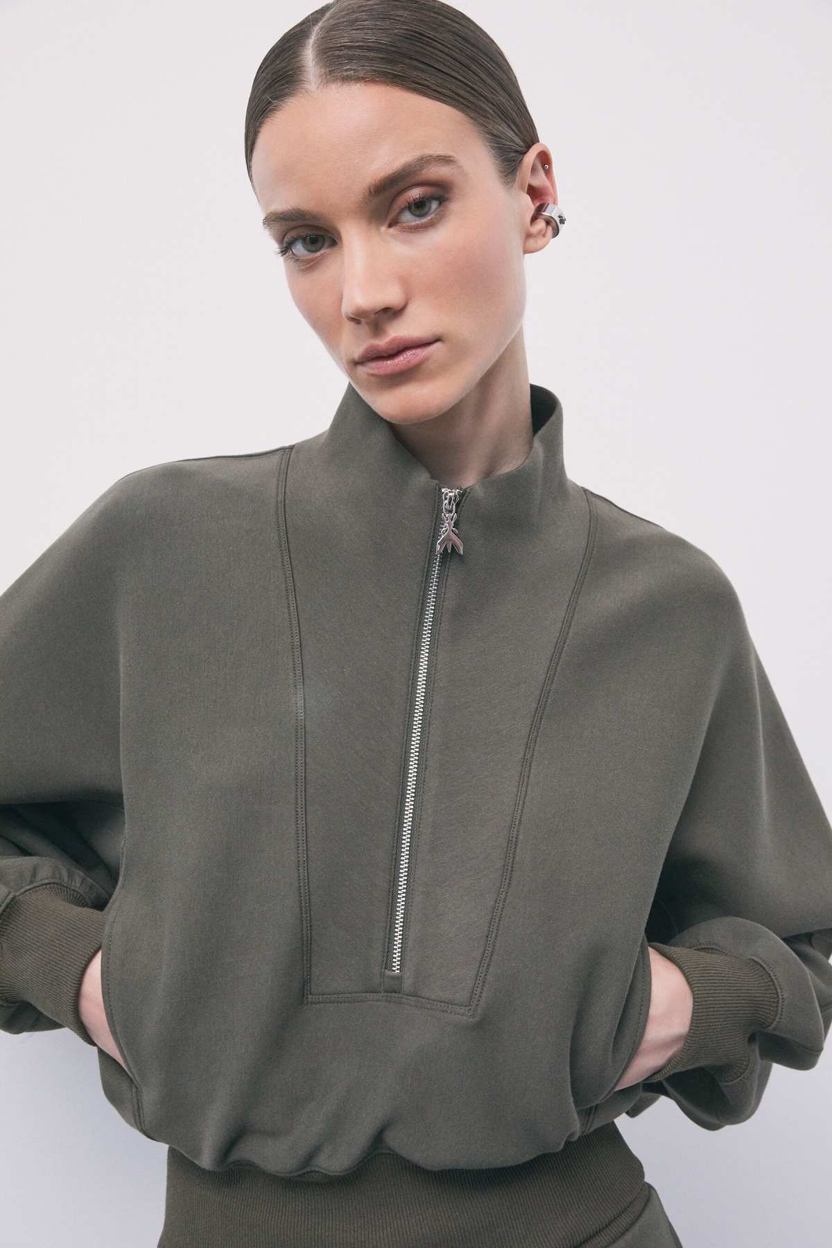  8M0120/J0044 G643 Patrizia Pepe 