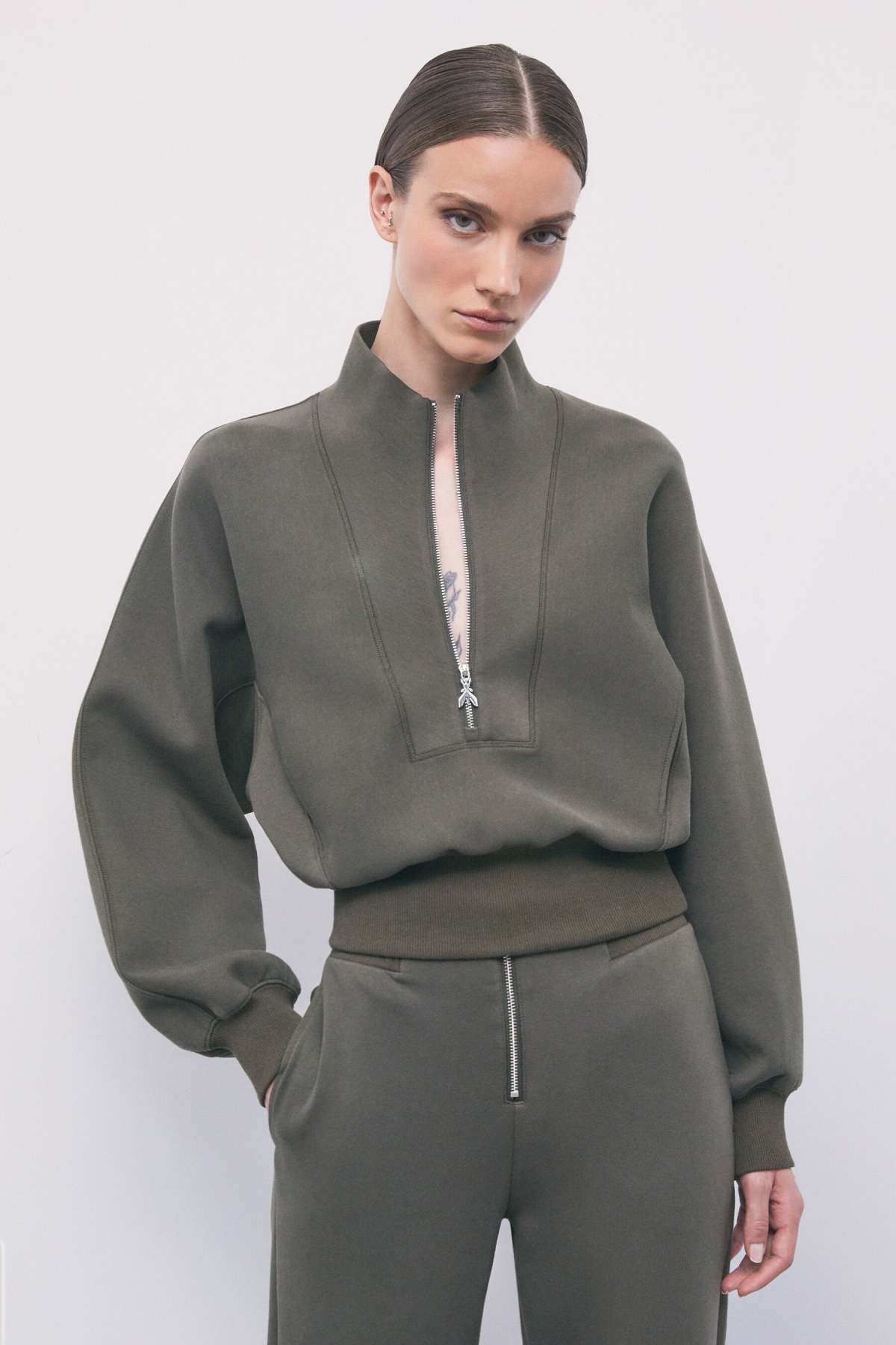  8M0120/J0044 G643 Patrizia Pepe 