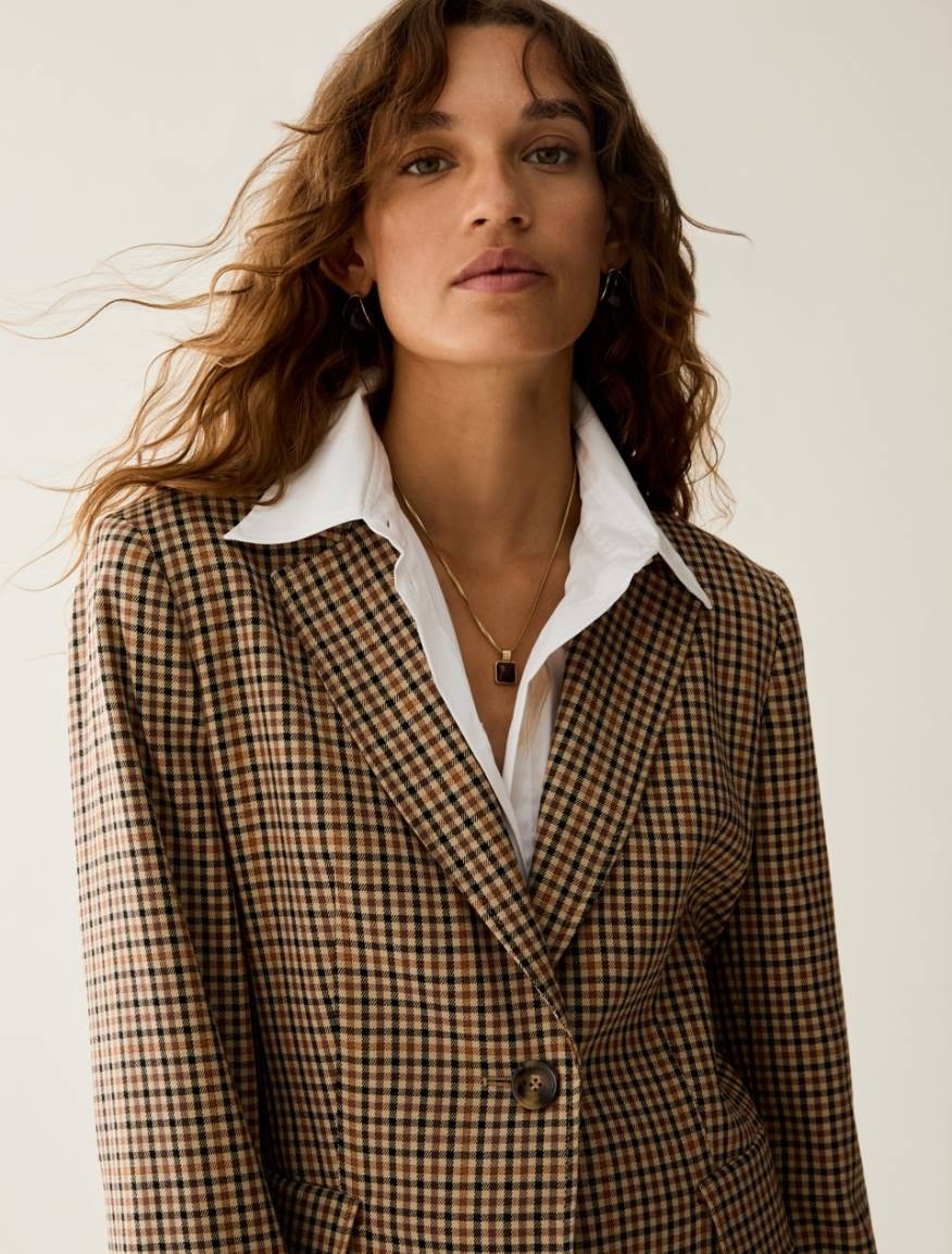  PBBNEBBIE2621046133200 011 Pennyblack 