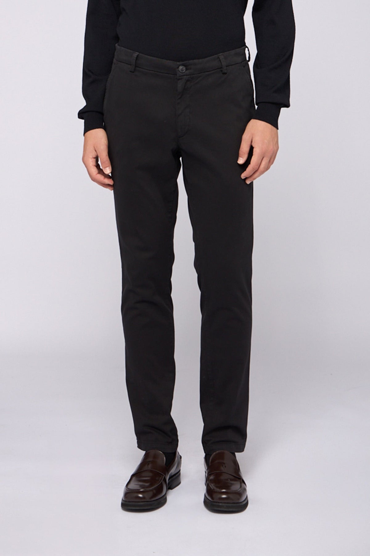mp301t30 chino aviator 301 slim fit in gabardina stretch P711M000092N 033 Trussardi 