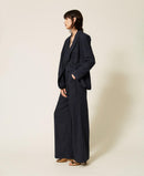  262AP2361 13687 Twinset actitude 