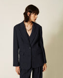  262AP2364 13687 Twinset actitude 