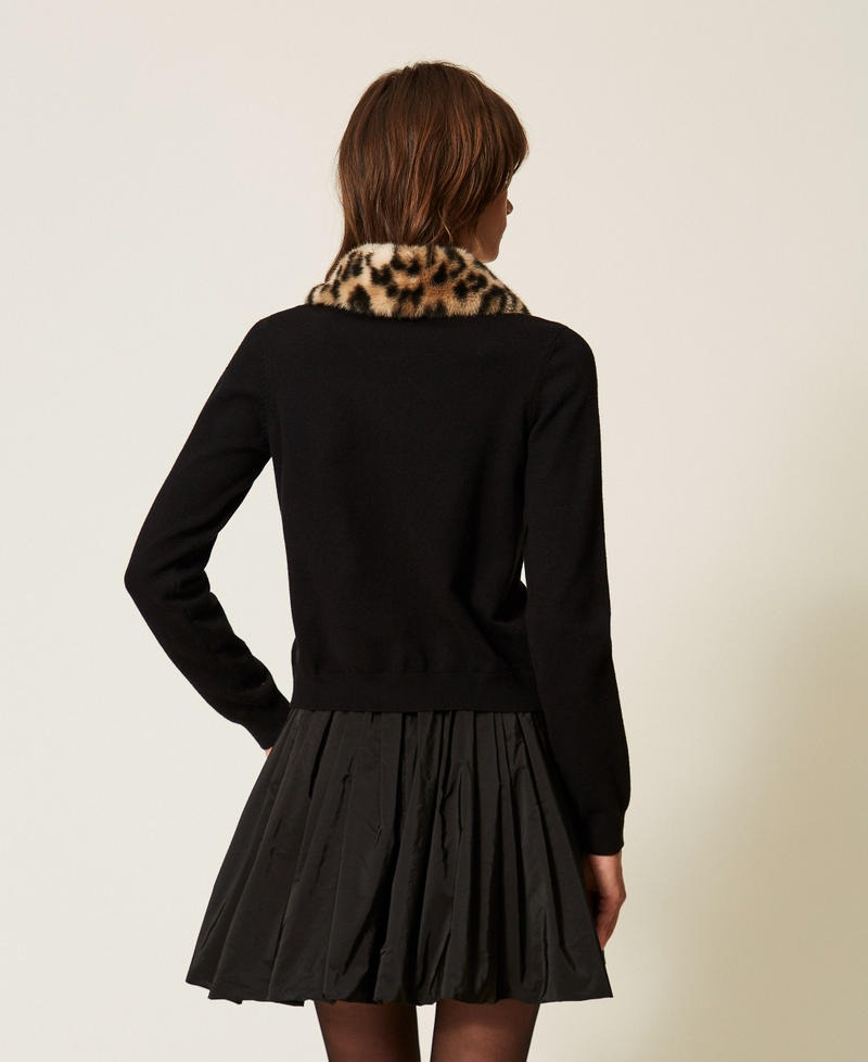 c/collo pelliccia 262AP3130 06 Twinset actitude 