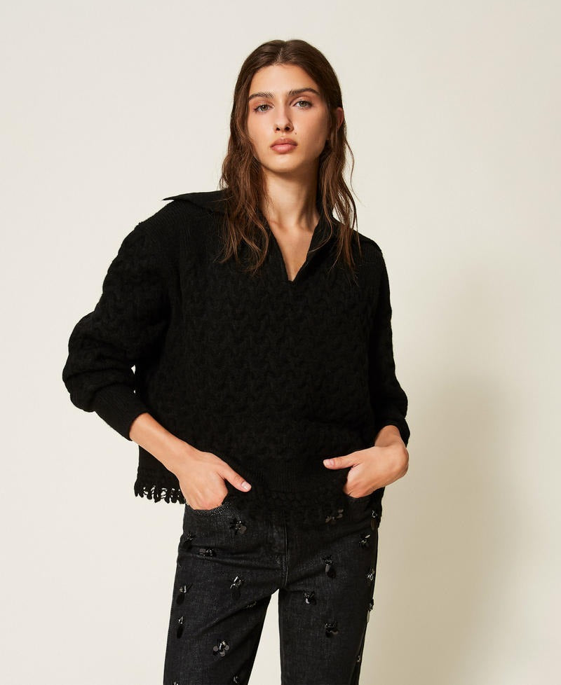  262AP3283 06 Twinset actitude 